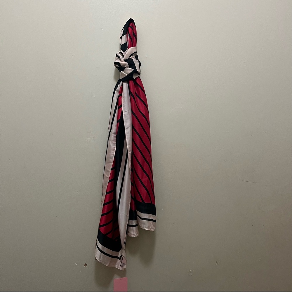 JC Scarf